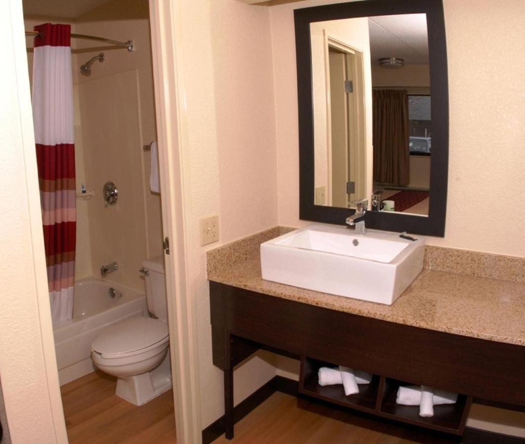 Hotel Red Roof Plus+ Baltimore North -